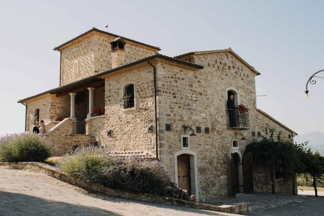 Agriturismo Torre Gialluise Gesualdo 外观 照片