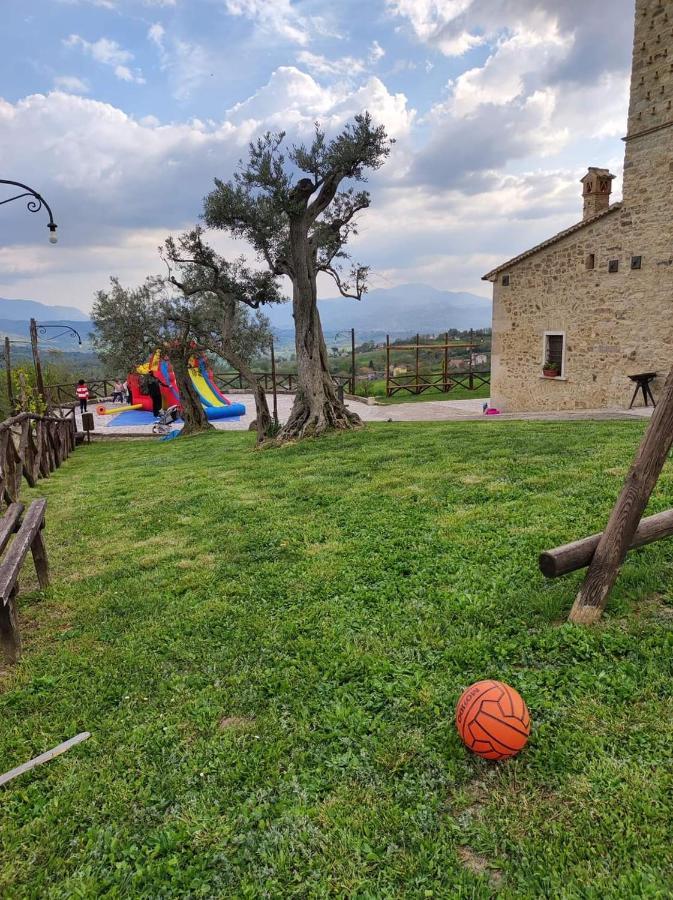 Agriturismo Torre Gialluise Gesualdo 外观 照片